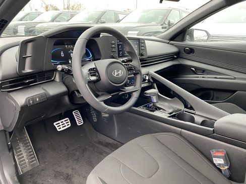 New 2026 Hyundai Elantra SEL Sport image 9