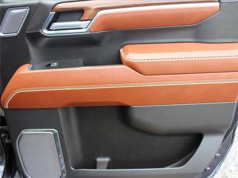 Used 2023 GMC Sierra 1500 Denali Ultimate image 40