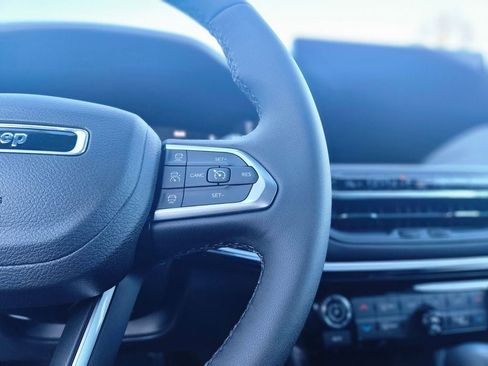 New 2026 Jeep Compass Limited image 25