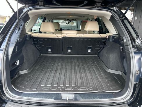 Used 2017 Subaru Outback 2.5i Limited AWD/4WD image 17