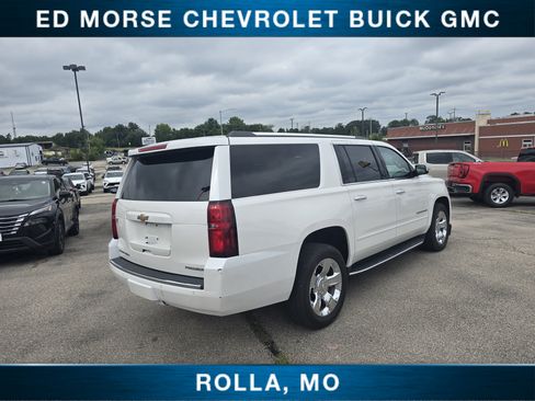 Used 2020 Chevrolet Suburban Premier AWD/4WD image 3