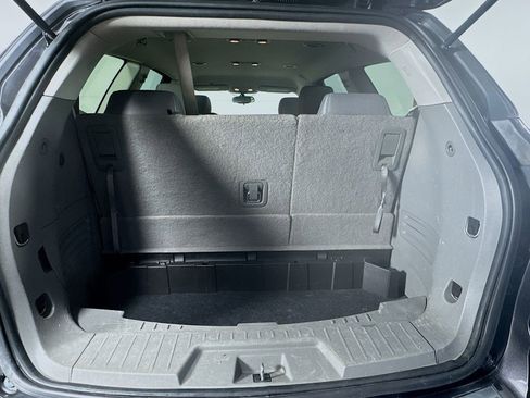 Used 2016 Chevrolet Traverse LT w/ Style and Technology Package image 26