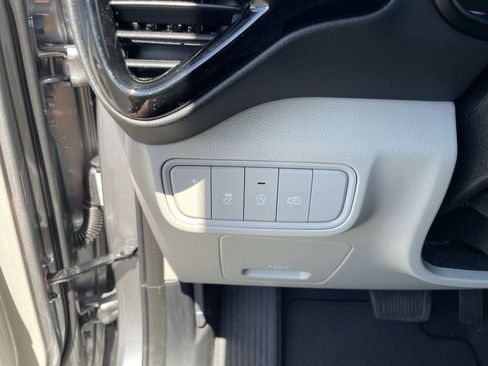 Certified 2023 Kia Soul EX image 20