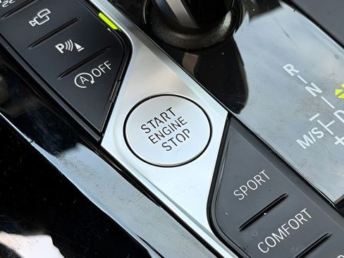 Used 2023 BMW X3 sDrive30i w/ M Sport Package image 29