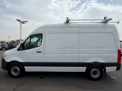 Used 2024 Mercedes-Benz Sprinter 2500 w/ Acoustic Package image 3
