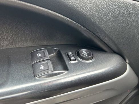 Used 2022 Chevrolet Colorado LT w/ Fleet Safety Package RWD image 14