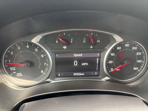 Used 2024 GMC Terrain SLT image 26