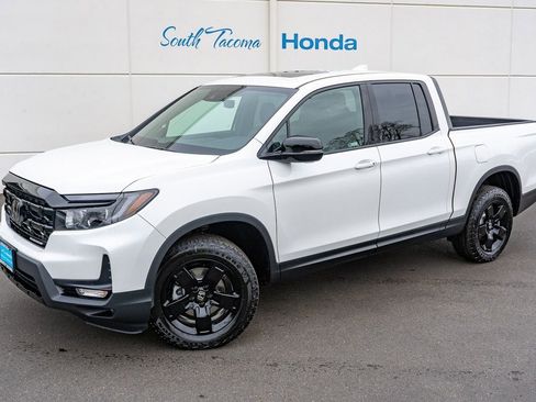 New 2026 Honda Ridgeline Black Edition image 2