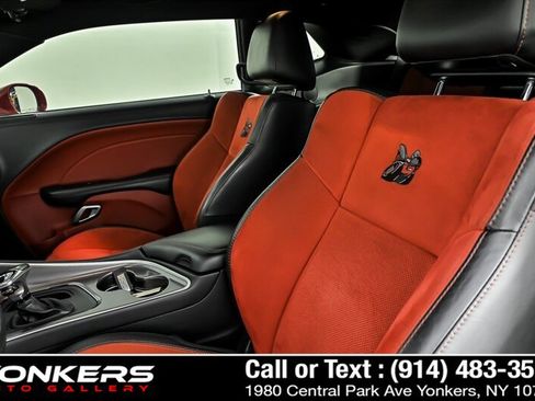 Used 2022 Dodge Challenger R/T Scat Pack RWD image 13