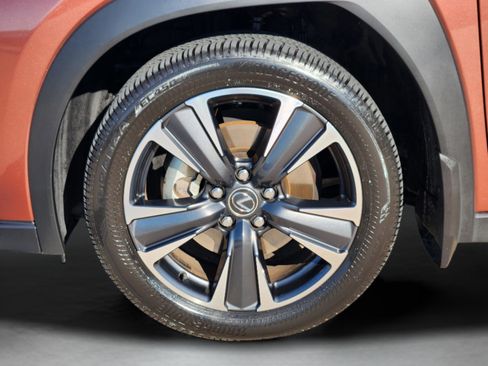 Certified 2025 Lexus UX 300h FWD image 39