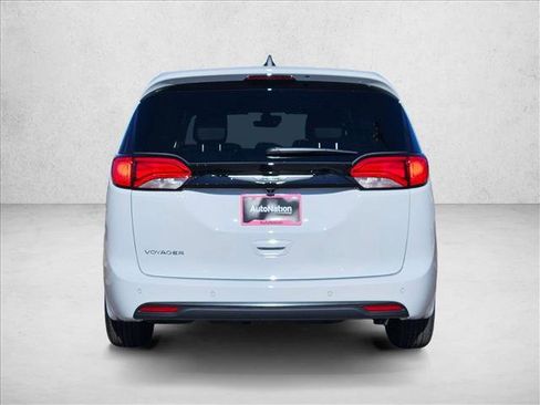 New 2026 Chrysler Voyager LX image 8