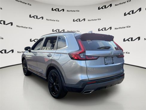 Used 2024 Honda CR-V Sport Touring image 2