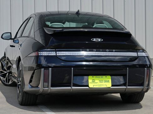 Used 2023 Hyundai Ioniq 6 SEL RWD image 5