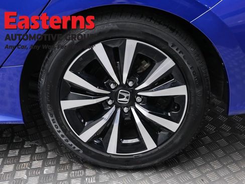 Used 2022 Honda Civic EX image 8