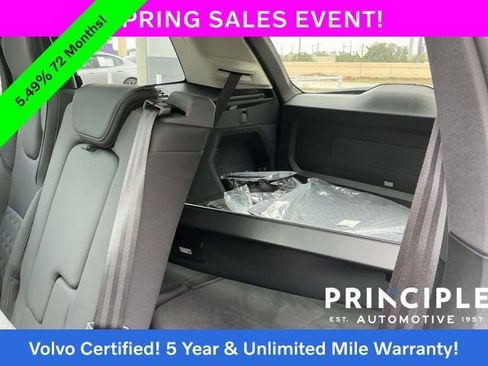Certified 2025 Volvo XC90 B5 Plus AWD/4WD image 36