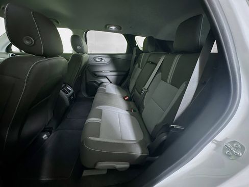 Used 2024 Chevrolet Blazer LT image 28