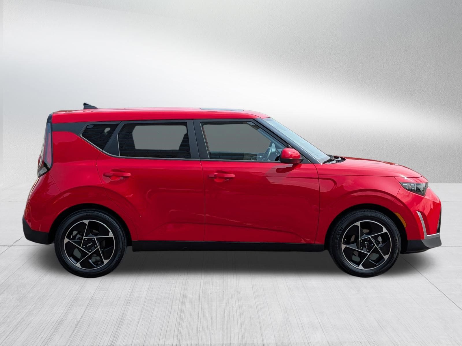 Certified 2024 Kia Soul EX FWD image 8
