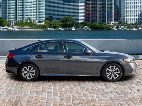 Used 2024 Honda Civic LX image 4