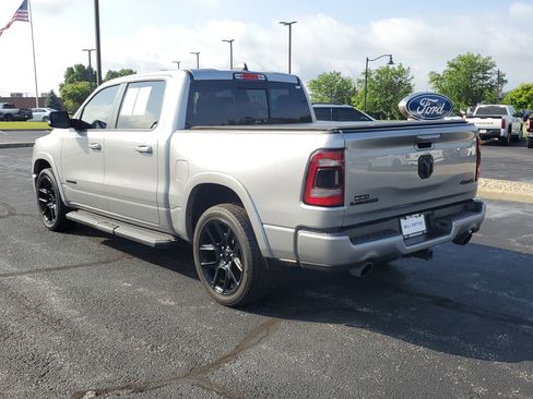 Used 2022 RAM 1500 Laramie AWD/4WD image 2