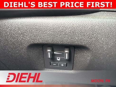 Used 2011 Chevrolet Silverado 2500 LT w/ Interior Plus Package AWD/4WD image 23