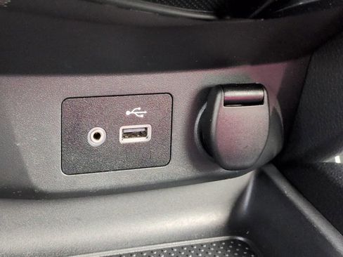 Used 2020 Nissan Rogue SV FWD image 23