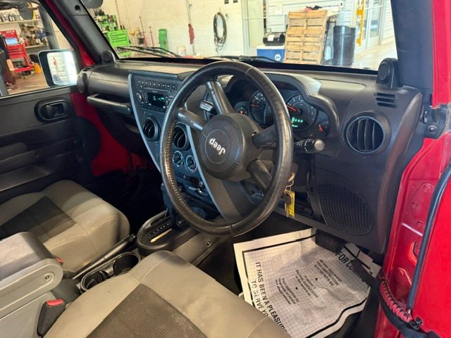 Used 2008 Jeep Wrangler X AWD/4WD image 10