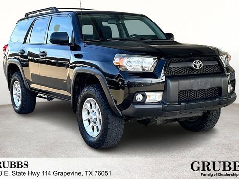 Used 2010 Toyota 4Runner SR5 image 1