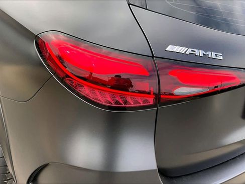 Used 2026 Mercedes-Benz GLC 43 AMG 4MATIC image 29