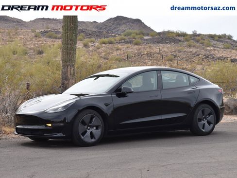 Used 2022 Tesla Model 3 Long Range image 1