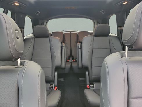 Certified 2025 Mercedes-Benz GLS 450 4MATIC image 10