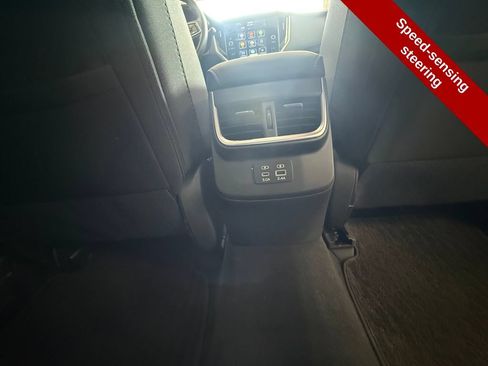 Used 2024 Subaru Outback Premium AWD/4WD image 39
