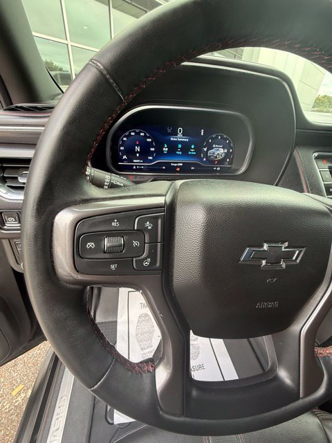 Used 2023 Chevrolet Suburban RST w/ Luxury Package AWD/4WD image 10