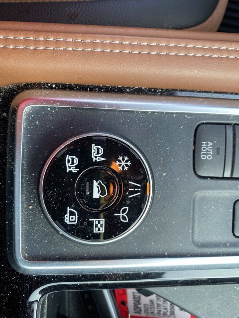 Used 2023 Nissan Pathfinder Platinum AWD/4WD image 22
