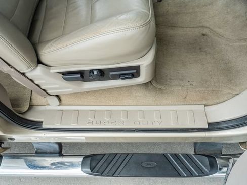 Used 2008 Ford F250 Lariat RWD image 42