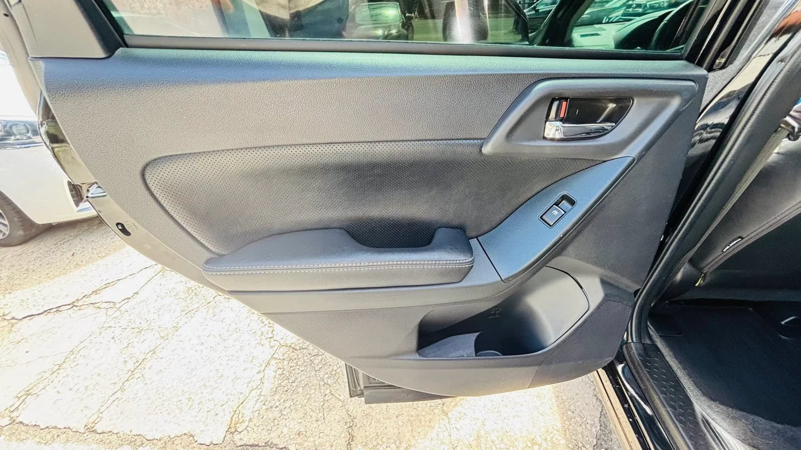 Used 2018 Subaru Forester 2.5i Premium w/ Popular Package #2A AWD/4WD image 12
