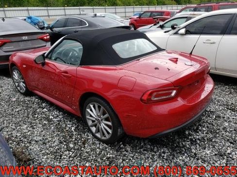 Used 2018 FIAT 124 Spider Lusso w/ Convenience Group image 4