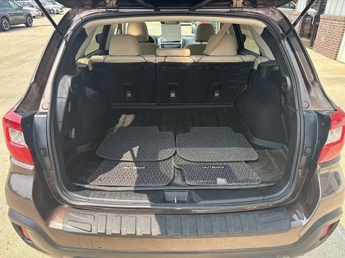 Used 2019 Subaru Outback 2.5i Premium AWD/4WD image 14