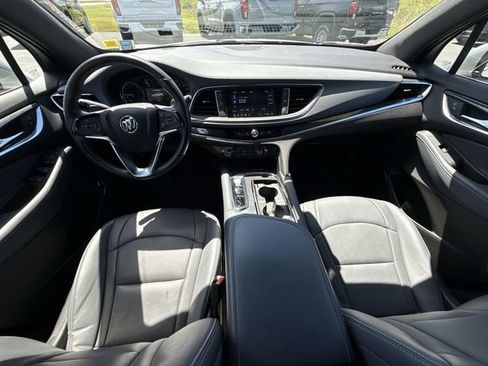 Certified 2023 Buick Enclave Essence AWD/4WD image 19