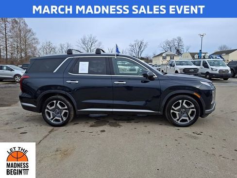 Used 2023 Hyundai Palisade SEL w/ Premium Package image 12