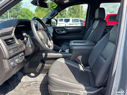 Used 2024 Chevrolet Tahoe RST w/ Luxury Package AWD/4WD image 6