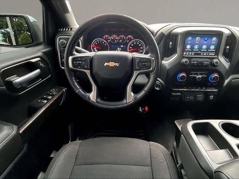 Used 2021 Chevrolet Silverado 1500 LT AWD/4WD image 9