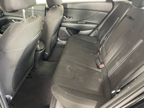 Used 2021 Hyundai Elantra SEL w/ Convenience + Premium Package FWD image 12