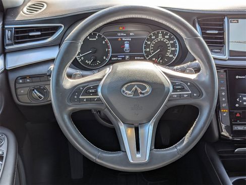 Used 2019 INFINITI QX50 Essential w/ Premium Heat Package image 33