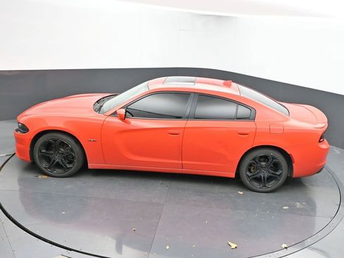 Used 2017 Dodge Charger R/T w/ Plus Group image 33