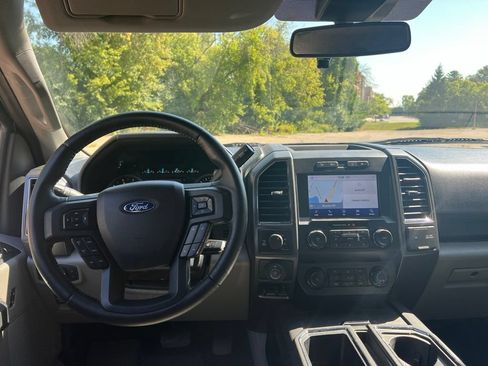 Used 2019 Ford F150 XLT w/ Equipment Group 302A Luxury AWD/4WD image 24