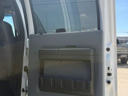 Used 2011 Ford F350 Lariat w/ Lariat Ultimate Pkg AWD/4WD image 19