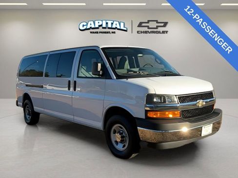 Used 2024 Chevrolet Express 3500 LT w/ LT Preferred Equipment Group image 7