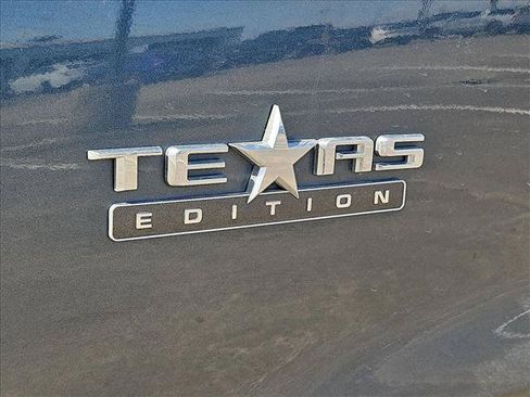 Used 2020 Chevrolet Silverado 1500 LT w/ Texas Edition RWD image 14