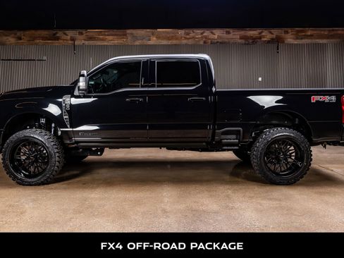Used 2024 Ford F350 Platinum w/ FX4 Off-Road Package image 6