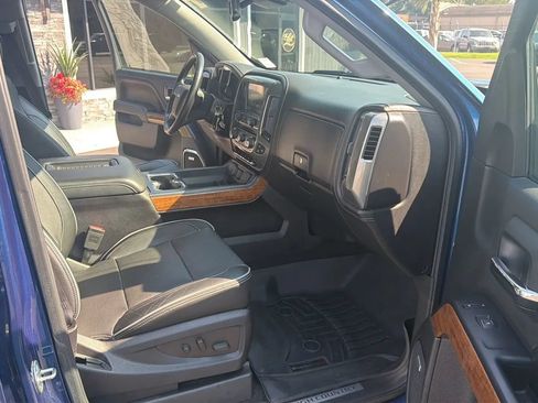 Used 2017 Chevrolet Silverado 1500 High Country AWD/4WD image 16